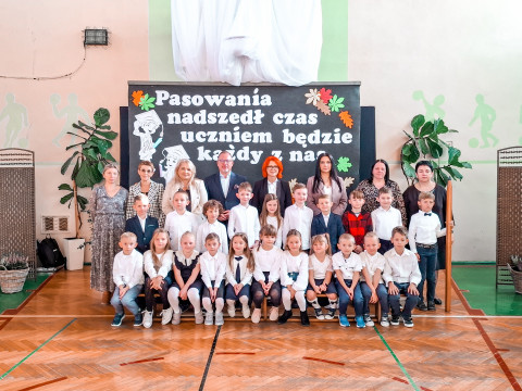 Ślubowanie pierwszaków w brzeskiej „Dwójce”